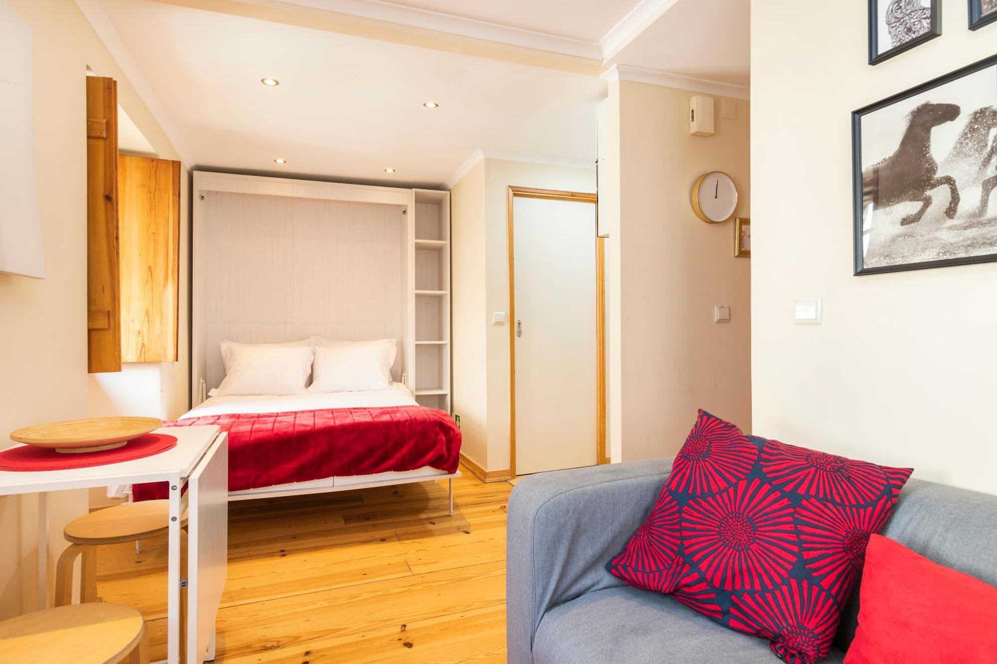 Budget 1 Bed Down Town Лиссабон Экстерьер фото